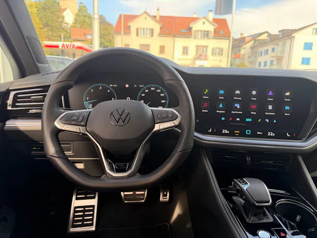 VW Touareg 3.0 TDI 286 PS 4MOTION R-LINE *** TRAUM IN SILIZIUMGRAU MATT ***