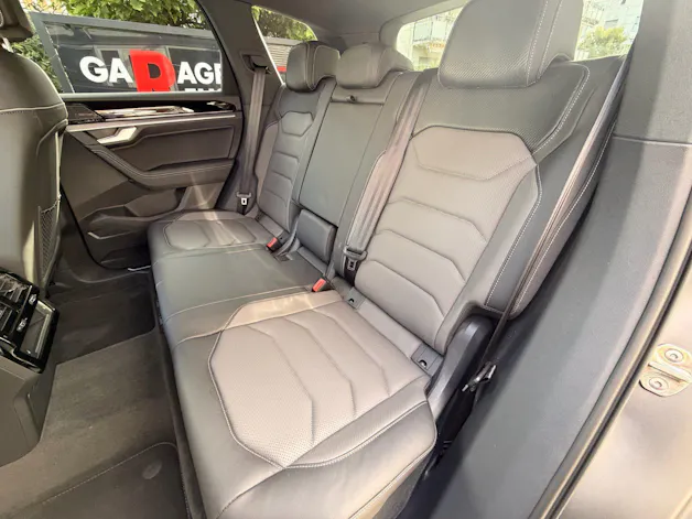VW Touareg 3.0 TDI 286 PS 4MOTION R-LINE *** TRAUM IN SILIZIUMGRAU MATT ***