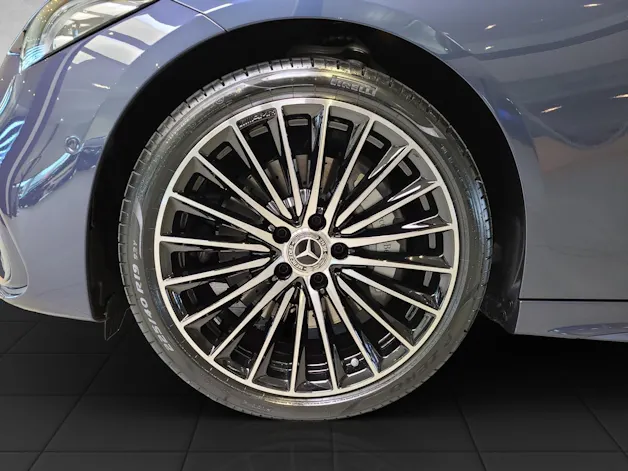 MERCEDES-BENZ C 220 d 4M T Swiss Star AMG Line