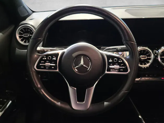 MERCEDES-BENZ GLB 250 Progressive 4matic