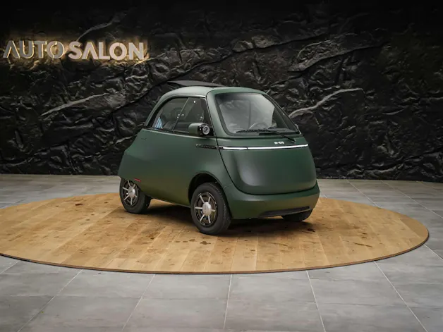 Micro Microlino Competizione 10.5 kWh Medium Range *SOFORT Verfügbar*Werksgarantie*London Grün Matt*