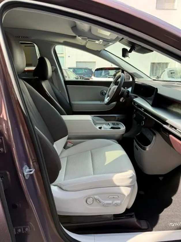 HYUNDAI Ioniq 9 Calligraphy 4WD