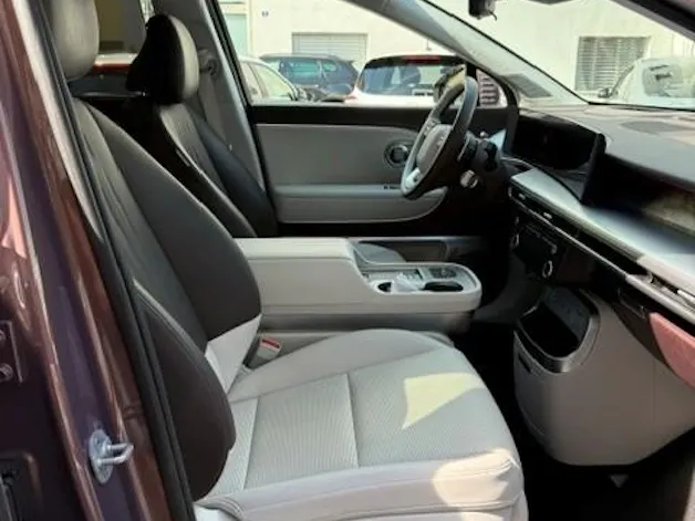 HYUNDAI Ioniq 9 Calligraphy 4WD