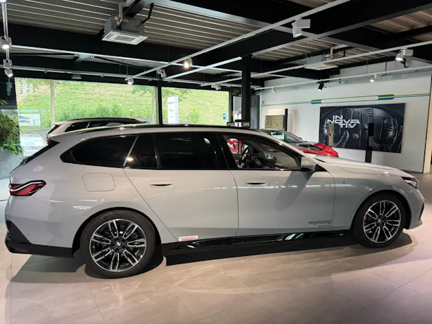 BMW 520d xDrive 48V Touring M Sport Steptronic