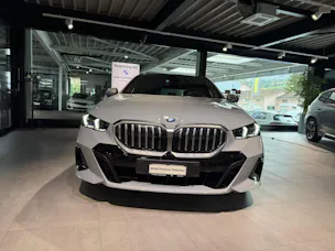 BMW 520d xDrive 48V Touring M Sport Steptronic