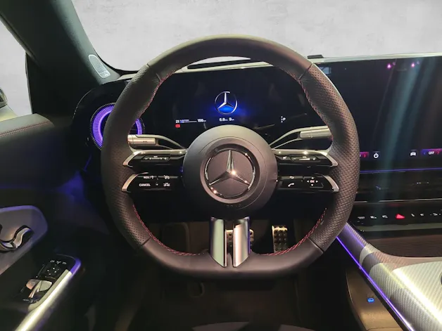 MERCEDES-BENZ CLA 350 AMG Line 4M C174