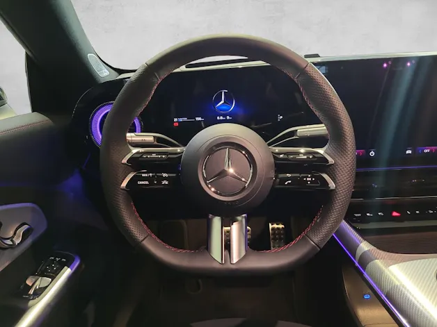 MERCEDES-BENZ CLA 350 AMG Line 4M C174