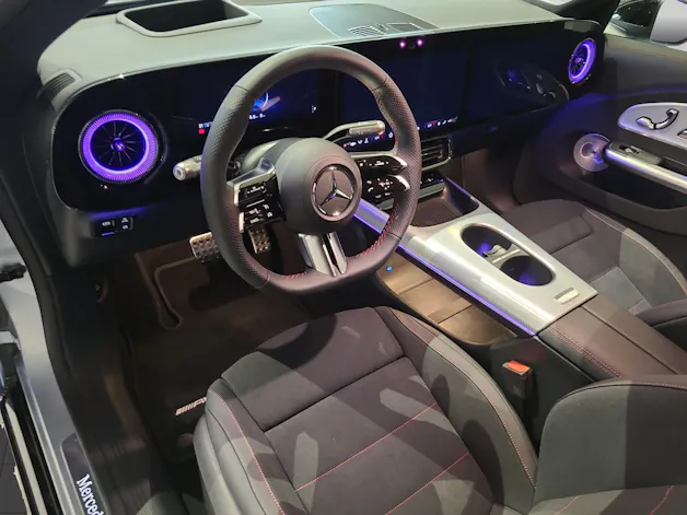 MERCEDES-BENZ CLA 350 AMG Line 4M C174