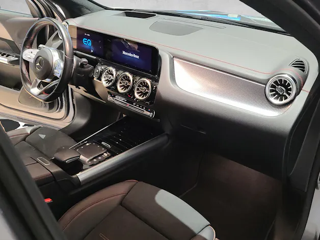MERCEDES-BENZ EQA 300 AMG 4M Swiss Star