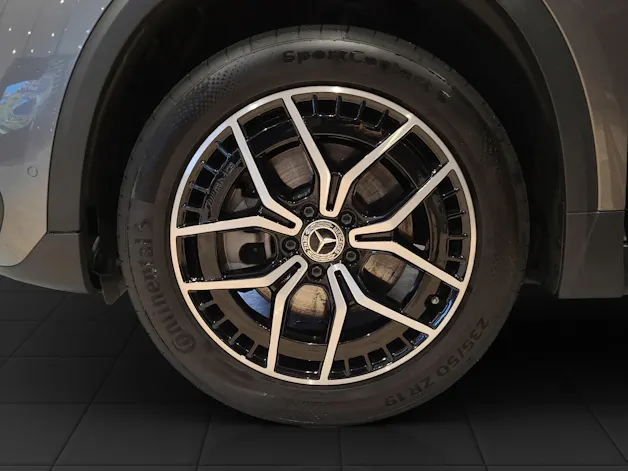 MERCEDES-BENZ EQA 300 AMG 4M Swiss Star