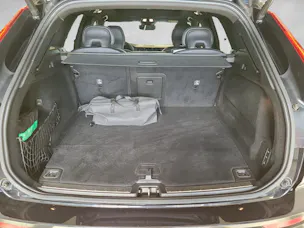 VOLVO XC60 2.0 T8 TE R-Design eAWD