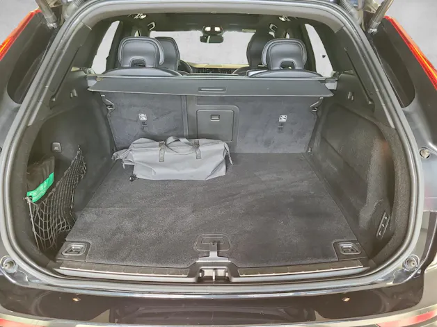 VOLVO XC60 2.0 T8 TE R-Design eAWD