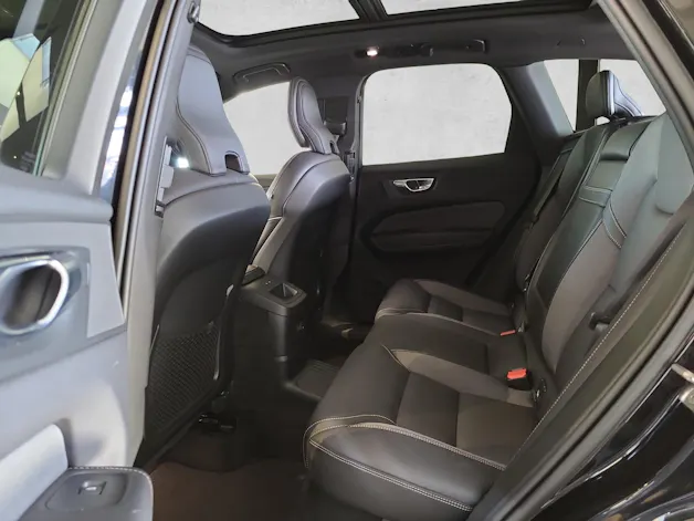 VOLVO XC60 2.0 T8 TE R-Design eAWD