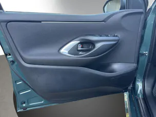 MAZDA 2 Hybrid Centre-Line