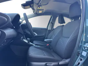 MAZDA 2 Hybrid Centre-Line