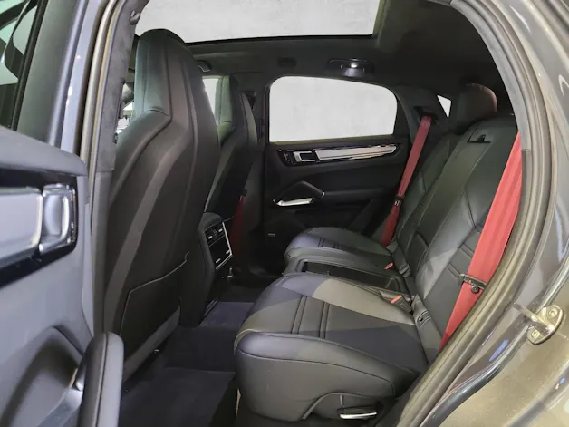 PORSCHE Cayenne Coupé 4.0 V8 Turbo Coupé