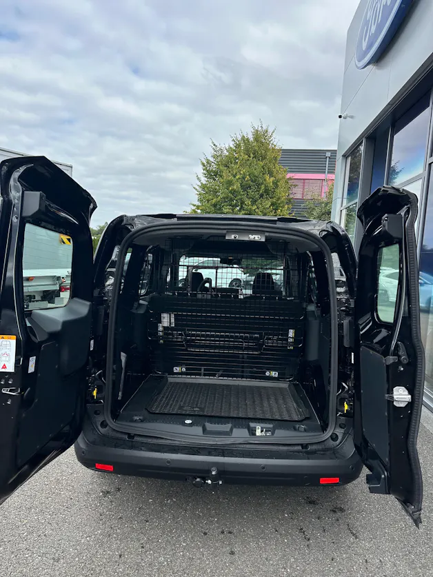 FORD Transit Courier dcab. van 1.0 Trend/125CV/Aut.