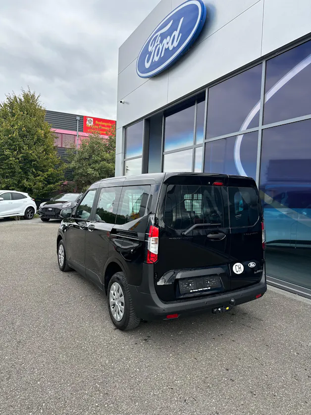 FORD Transit Courier dcab. van 1.0 Trend/125CV/Aut.