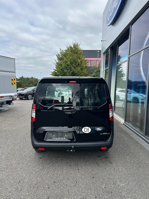 FORD Transit Courier dcab. van 1.0 Trend/125CV/Aut.