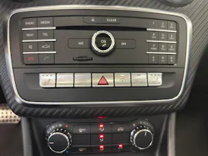 MERCEDES-BENZ A 250 AMG Line 4Matic 7G-DCT
