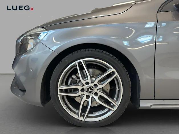 MERCEDES-BENZ A 250 AMG Line 4Matic 7G-DCT