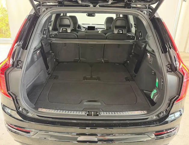 VOLVO XC90 2.0 T8 TE Black Edition e