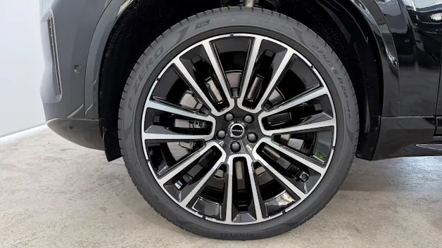VOLVO XC90 2.0 T8 TE Black Edition e