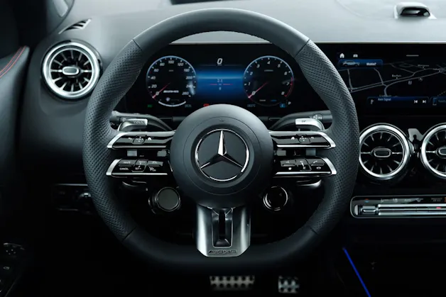MERCEDES-BENZ GLA 35 AMG 4matic H247