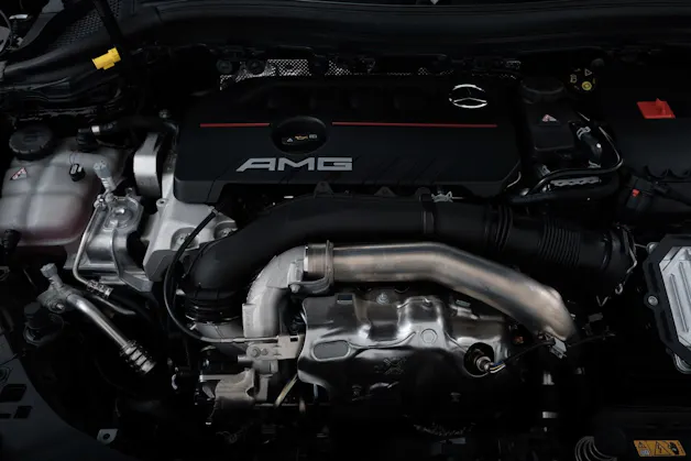 MERCEDES-BENZ GLA 35 AMG 4matic H247