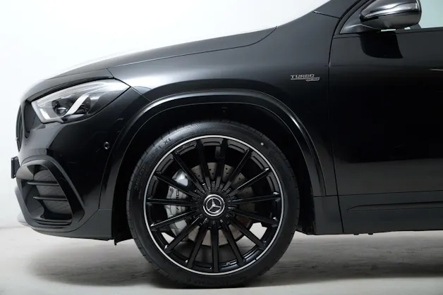 MERCEDES-BENZ GLA 35 AMG 4matic H247