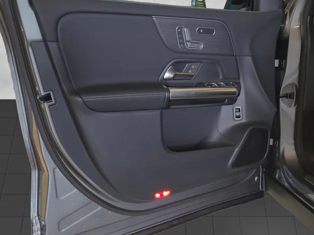 MERCEDES-BENZ GLA 250 AMG 4M Swiss Star H247
