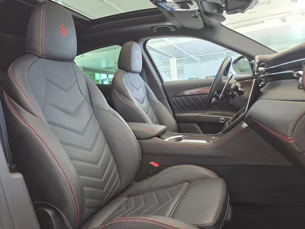 MASERATI Grecale 2.0 MHEV Modena Hybrid Automatica