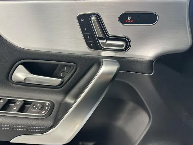 MERCEDES-BENZ A AMG 35 4Matic 8G-DCT