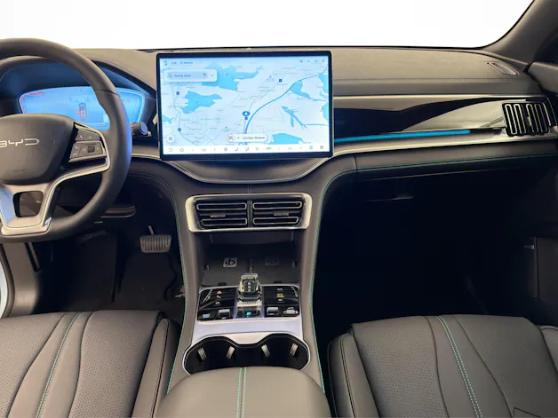 BYD Seal U DM-i Design AWD