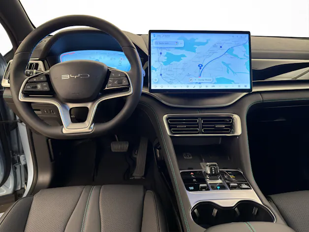 BYD Seal U DM-i Design AWD