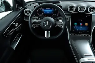 MERCEDES-BENZ C 300 de AMG Line 4matic S206