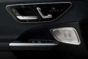 MERCEDES-BENZ C 300 de AMG Line 4matic S206
