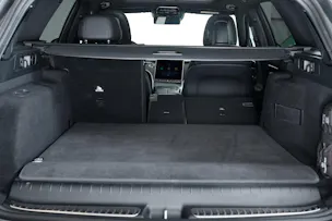 MERCEDES-BENZ C 300 de AMG Line 4matic S206