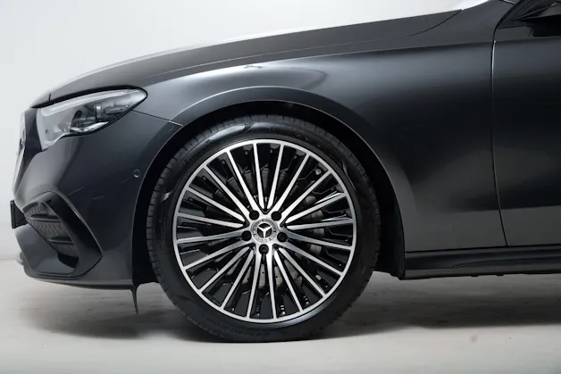 MERCEDES-BENZ E 200 AMG Line 4matic S214 T