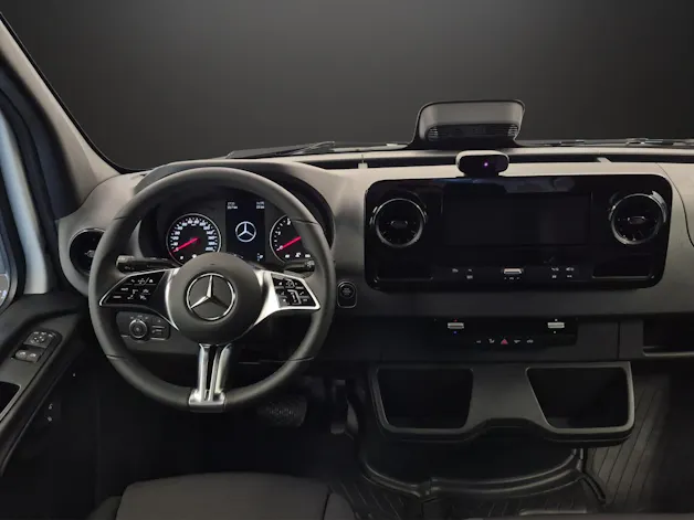 MERCEDES-BENZ Sprinter 319 CDI Standard 9G-TRONIC