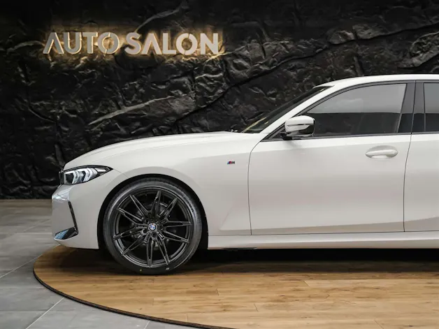 BMW 320i Steptronic M Sport Pro *20" Felgen*Akustik*Ambientebeleuchtung*