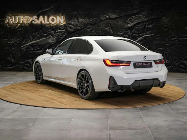 BMW 320i Steptronic M Sport Pro *20" Felgen*Akustik*Ambientebeleuchtung*