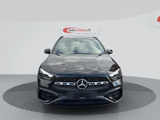 MERCEDES-BENZ GLA 200d AMG Line Night 8G-DCT