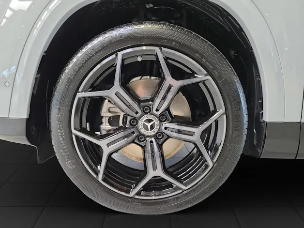 MERCEDES-BENZ GLB 220 4matic