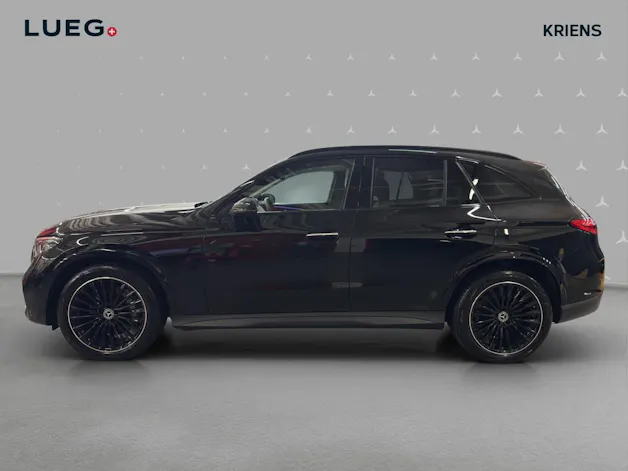 MERCEDES-BENZ GLC 450 d 4M - AMG / DISTRONIC / 360 Grad Kamera / Panorama-Dach / Head-Up Display