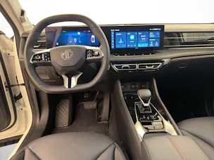 MG HS 1.5 T PHEV Luxury