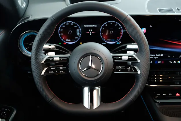MERCEDES-BENZ GLB 220 4matic X248