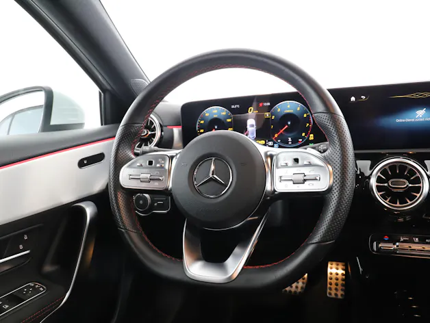 MERCEDES-BENZ A 180 Night Star AMG Line