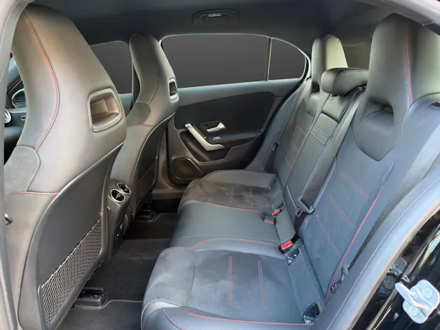MERCEDES-BENZ A 200 7G-DCT