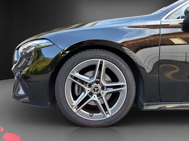 MERCEDES-BENZ A 200 7G-DCT